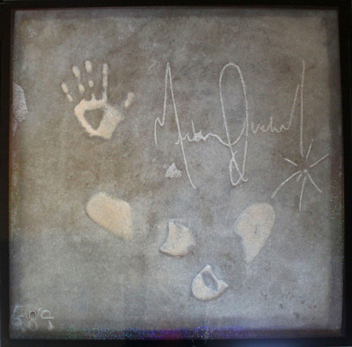 Michael+Jackson+Michael+Jackson+Hand+Footprints+RfjtCZgG6JXl - Michael Jackson