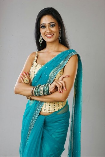 Shweta-Tiwari-Shoots-For-Bigg-Boss-4 (4)