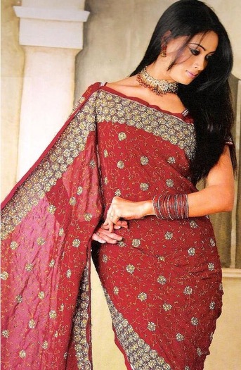 Shweta-Tiwari-in-Saree