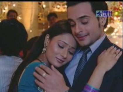 180067_141531389239729_100001486056786_258894_2620172_n