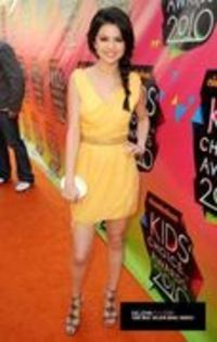 Selena Gomez - 2010 Kids Choice Awards