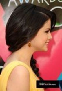 Selena Gomez - 2010 Kids Choice Awards