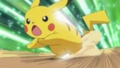 (Pikachu foloseste Atacul rapid)