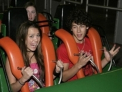miley cyrus and nick jonas
