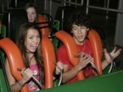 miley cyrus and nick jonas