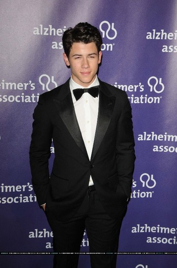 Nick-A-Night-At-Sardi-s-2011-HQ-nick-jonas-20233913-1660-2500 - A night at Sardi s