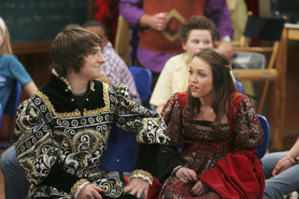 normal_HannahMontana_Y1_13_010