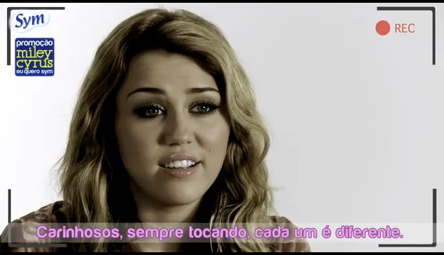 bscap0182 - Miley Cyrus Horoscopo-EuQueroSym