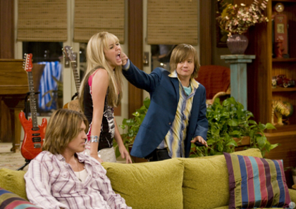 normal_HANNAHMONTANA_Y2_051_026 - 0-0 024 - You Didnt Day It Was Your Birthday