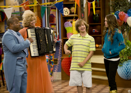 normal_HANNAHMONTANA_Y2_051_041 - 0-0 024 - You Didnt Day It Was Your Birthday