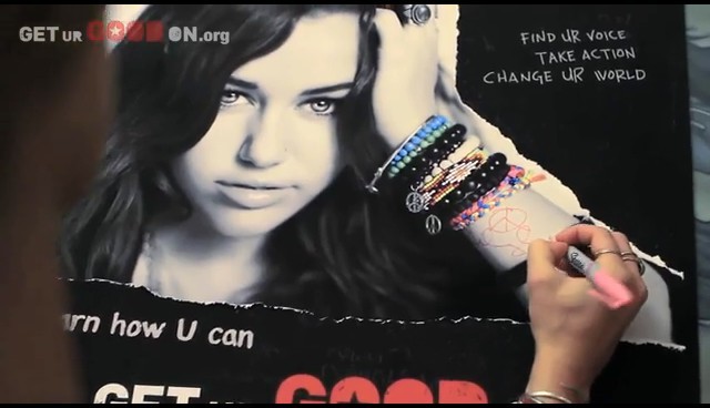 bscap0071 - Miley Gets her Good On With City Of Hope