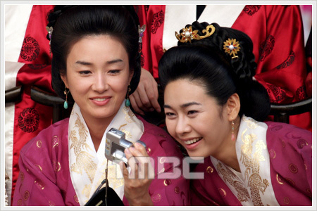 Lady Yuhwa si Seollan