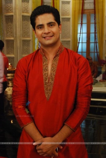 104306-karan-mehra-as-natik-in-ye-rishta-kya-kehlata-hai - Naitik-Karan Mehra