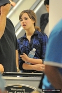Demi Lovato - Demi Lovato Arrives At LAX airport 2008-09-21