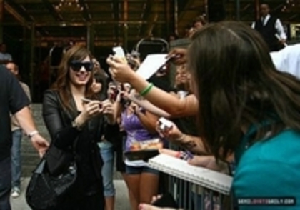 Demi Lovato - Demi Lovato Arriving At The Hotel in New York City 2008-08-12