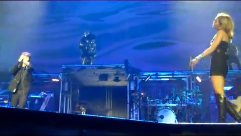 bscap0206 - Miley Cyrus and Justin Live Overboard