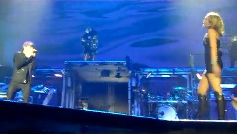 bscap0207 - Miley Cyrus and Justin Live Overboard