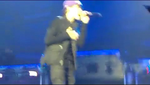 bscap0223 - Miley Cyrus and Justin Live Overboard