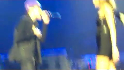 bscap0225 - Miley Cyrus and Justin Live Overboard