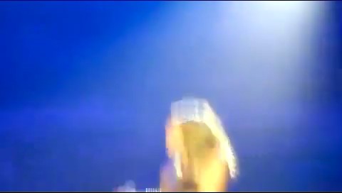 bscap0293 - Miley Cyrus and Justin Live Overboard