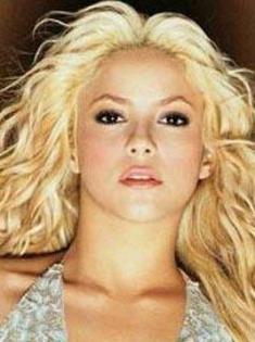 Shakira-667549,192 - albume cu shakira