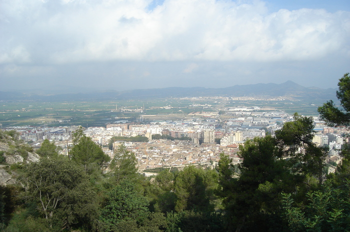 38 Orasul vazut de pe un deal - In vizita la sora mea in Spania