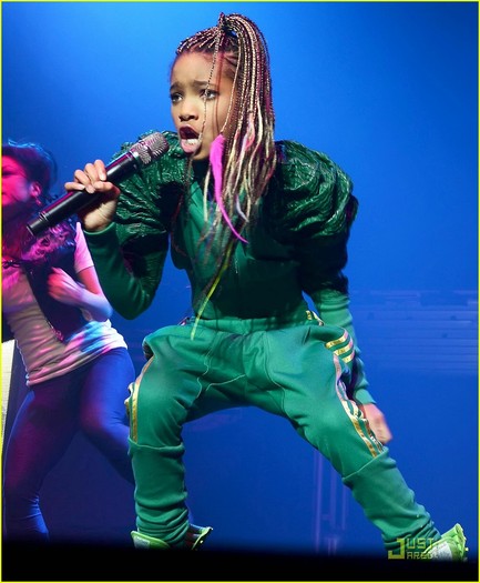 willow-smith-21st-century-dublin-08 - OoWillow Smith Oo