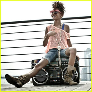 willow-smith-whip-my-hair-teaser - OoWillow Smith Oo