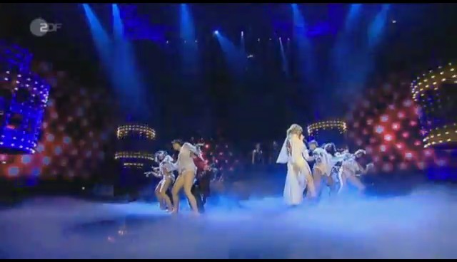 bscap0146 - Miley Cyrus Performs at Wetten Dass