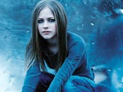 Avril Lavigne %u2665 - album pentru Marutza