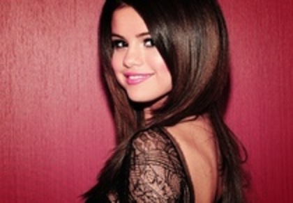 Selena Gomez - 0x-Beautiful Smile