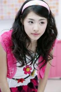 lee yeon hee