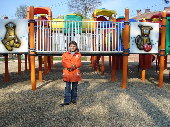 44 Cu cea mica in parc la Alba-Iulia - Prin tara cu sotia si cu fetita cea mica