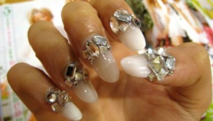 white_nail - Poze Unghiii