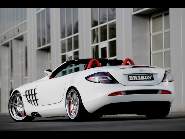 2008-Brabus-Mercedes-Benz-SLR-McLaren-Roadster-and-Brabus-smart-Ultimate-112-Tender-Package-SLR-McLa - 111-MASINI