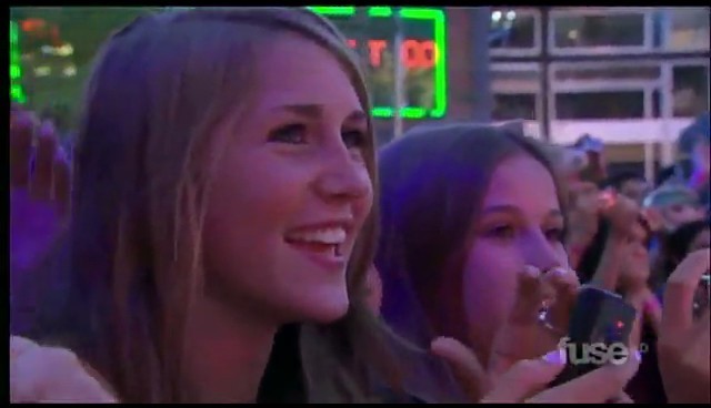 bscap0087 - Miley Cyrus Party in the USA At MMVA