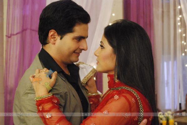 125717-still-image-of-akshara-and-naitik - Dragoste dulce -amara