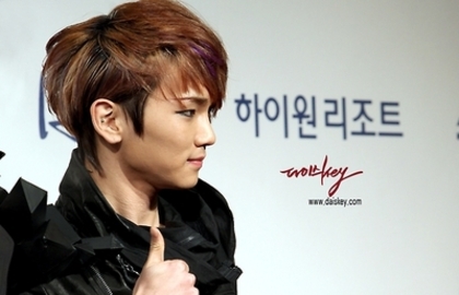   (58) - Kim Ki Bum alias Key