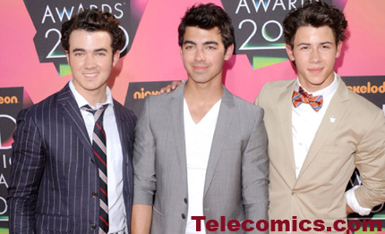 jonas-brothers-disco-2011