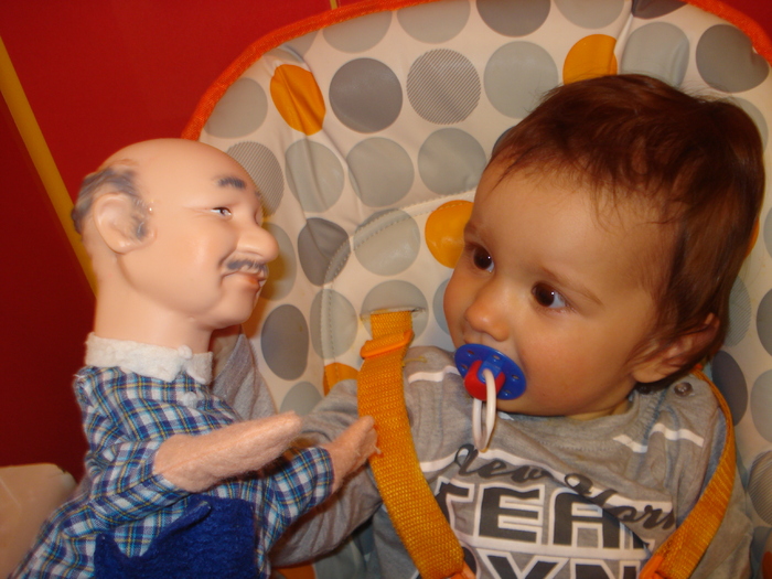 MEME,L-AI ADUS PE BASESCU?:))