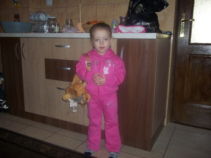 100_0265 - 6Timy la 3 anisori impliniti pe 24 feb