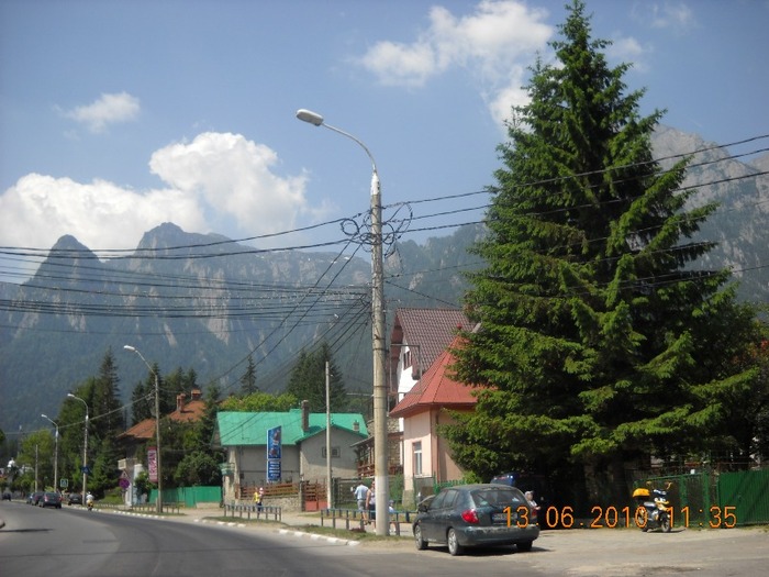 Busteni - La munte pe Valea Prahovei Vara-Mountain summer