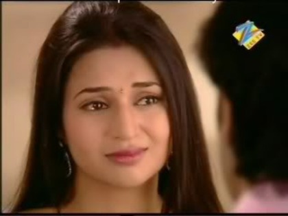 RORICQJIHENWOZALHKD - xxDivyanka Tripathi-Divyaxx