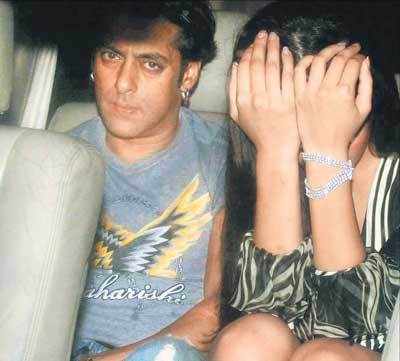 Salman Khan Slaps Katrina again