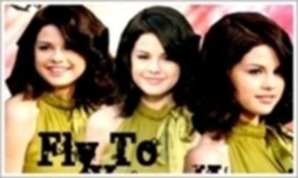 7 - club selena gomez