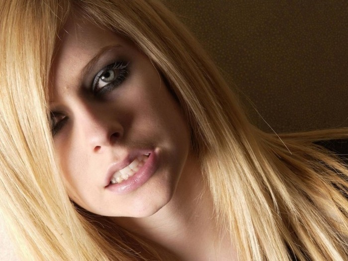 Avril-Lavigne-10 - Avril Lavigne