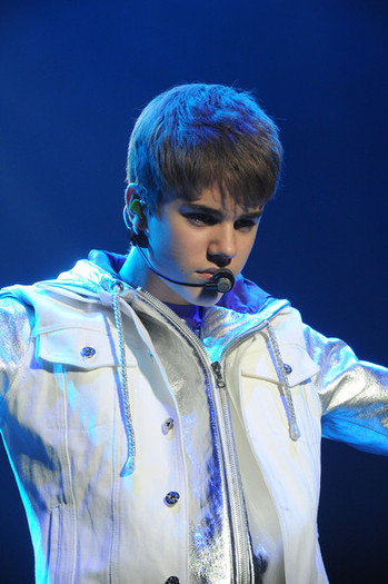 Justin+Bieber+Justin+Bieber+Performs+Palais+TsESiEzhGK7l