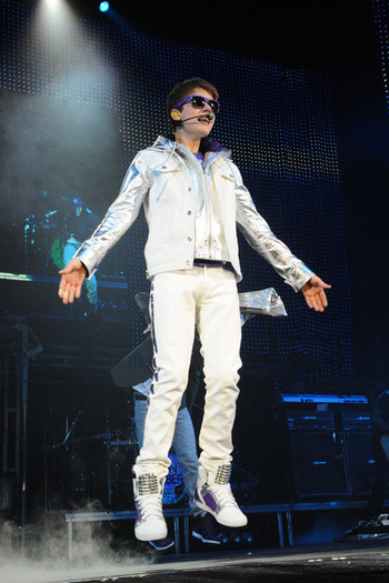 Justin+Bieber+Justin+Bieber+Performs+Palais+UP7_L8Q-oYBl