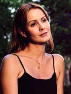 mdln_3_022304 - Mariana de la Noche