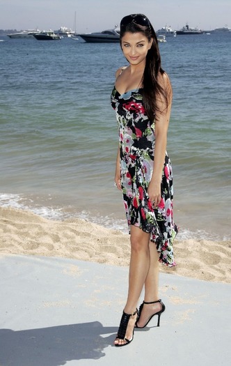 5812157656263108lm - poze cu superba Aishwarya Ray